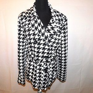 23rd.St Black & White Women's Coat Size XL Roll Tab Sleeves